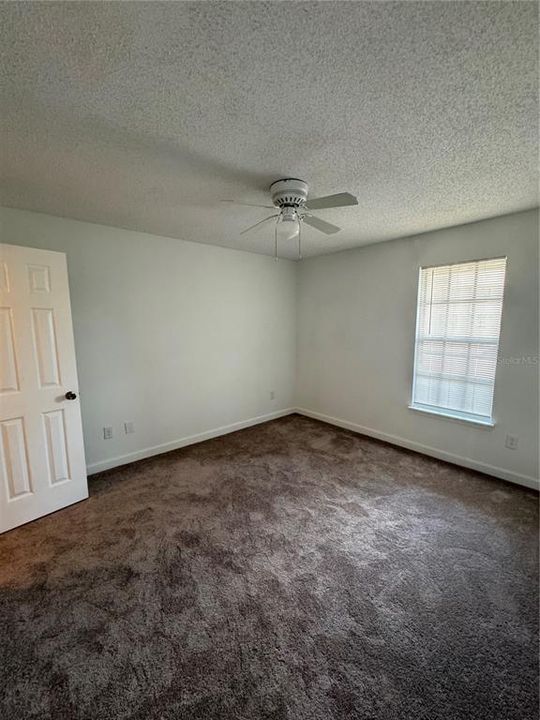 Active With Contract: $149,000 (1 beds, 1 baths, 600 Square Feet)