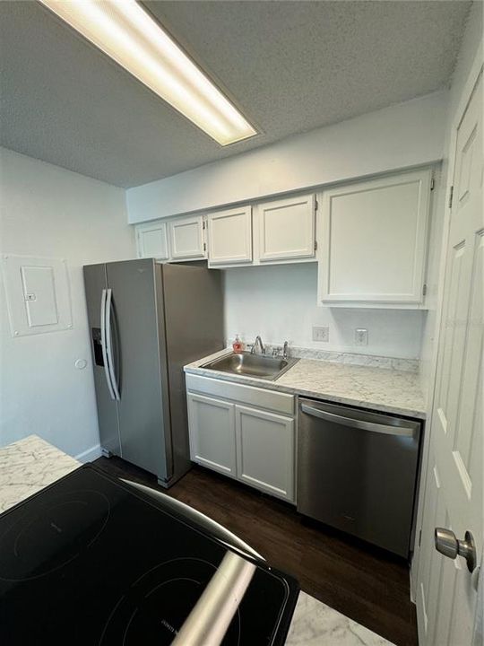 For Sale: $149,000 (1 beds, 1 baths, 600 Square Feet)