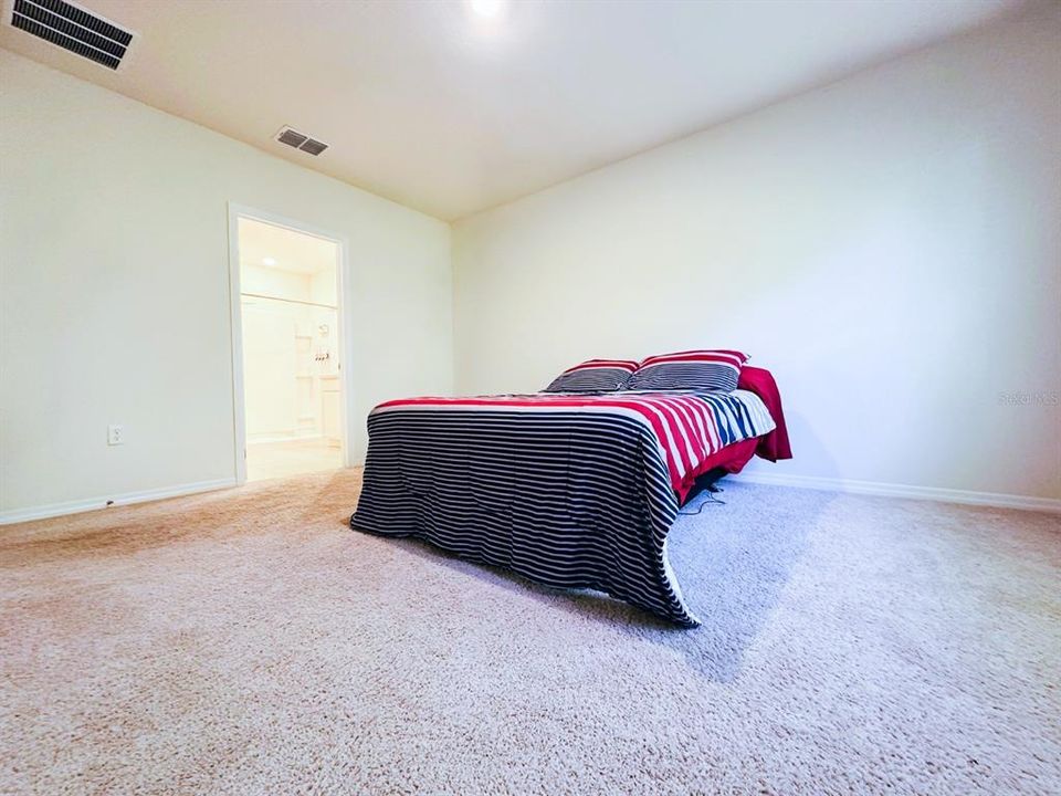 Active With Contract: $2,600 (4 beds, 2 baths, 1846 Square Feet)