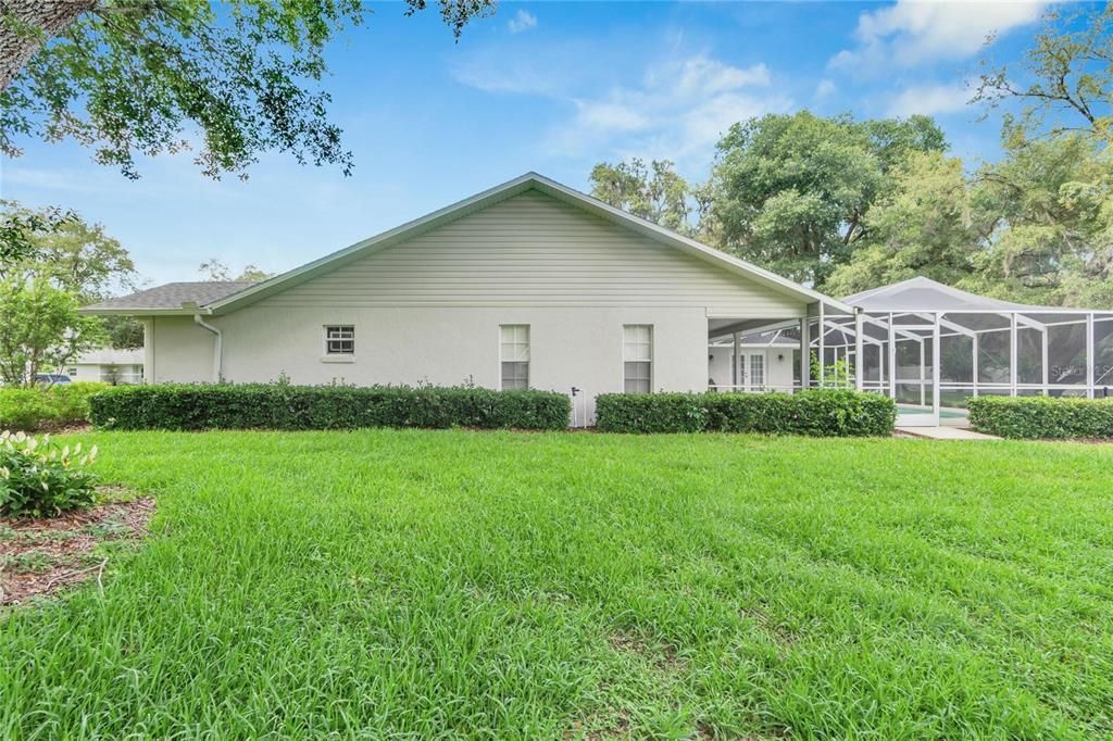 For Sale: $535,000 (3 beds, 2 baths, 2359 Square Feet)