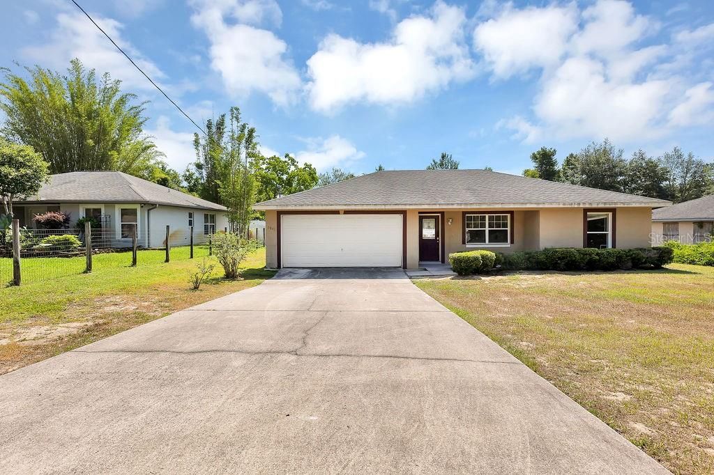 Active With Contract: $219,900 (3 beds, 2 baths, 1176 Square Feet)