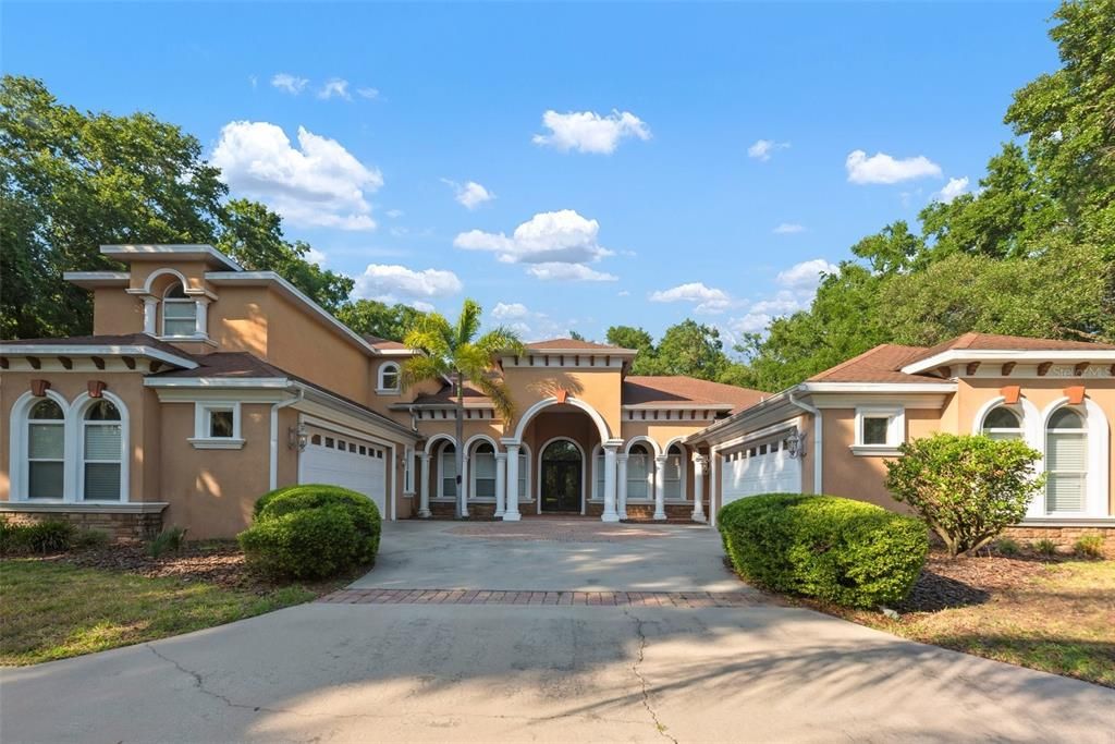 For Sale: $1,088,000 (5 beds, 4 baths, 5179 Square Feet)