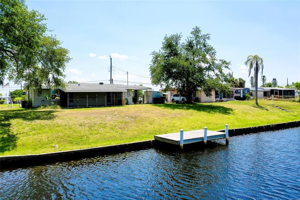 Active With Contract: $230,000 (2 beds, 2 baths, 1157 Square Feet)