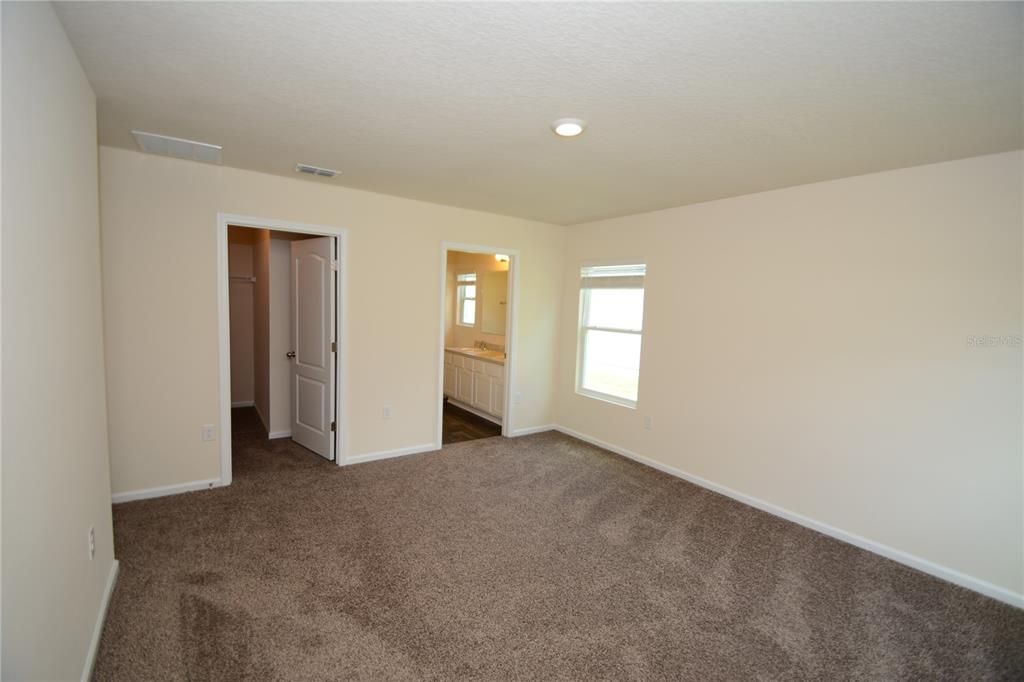 Active With Contract: $2,150 (4 beds, 2 baths, 1699 Square Feet)