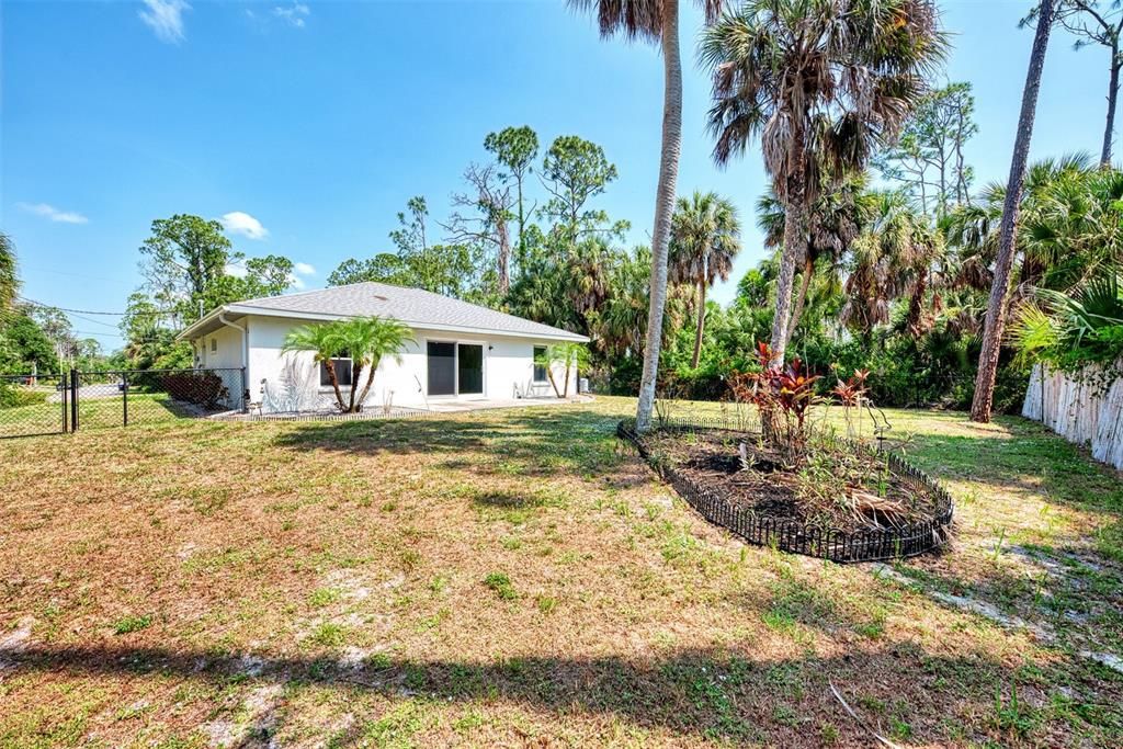 Recently Sold: $274,700 (3 beds, 2 baths, 1256 Square Feet)