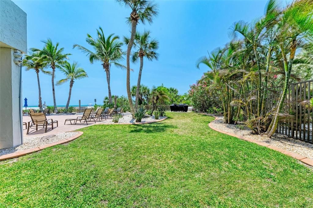 Enjoy the outdoor oasis and grill out, beach side