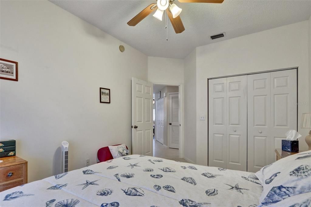 For Sale: $419,900 (3 beds, 2 baths, 1450 Square Feet)