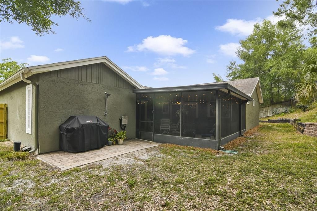 Active With Contract: $499,999 (4 beds, 2 baths, 2004 Square Feet)