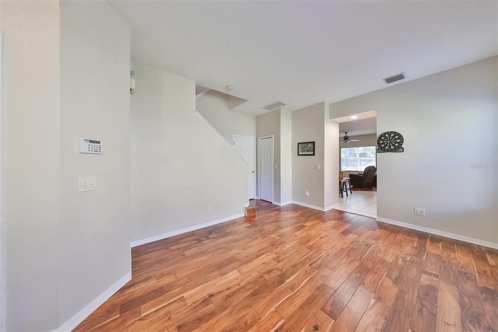 For Sale: $329,000 (3 beds, 2 baths, 1822 Square Feet)