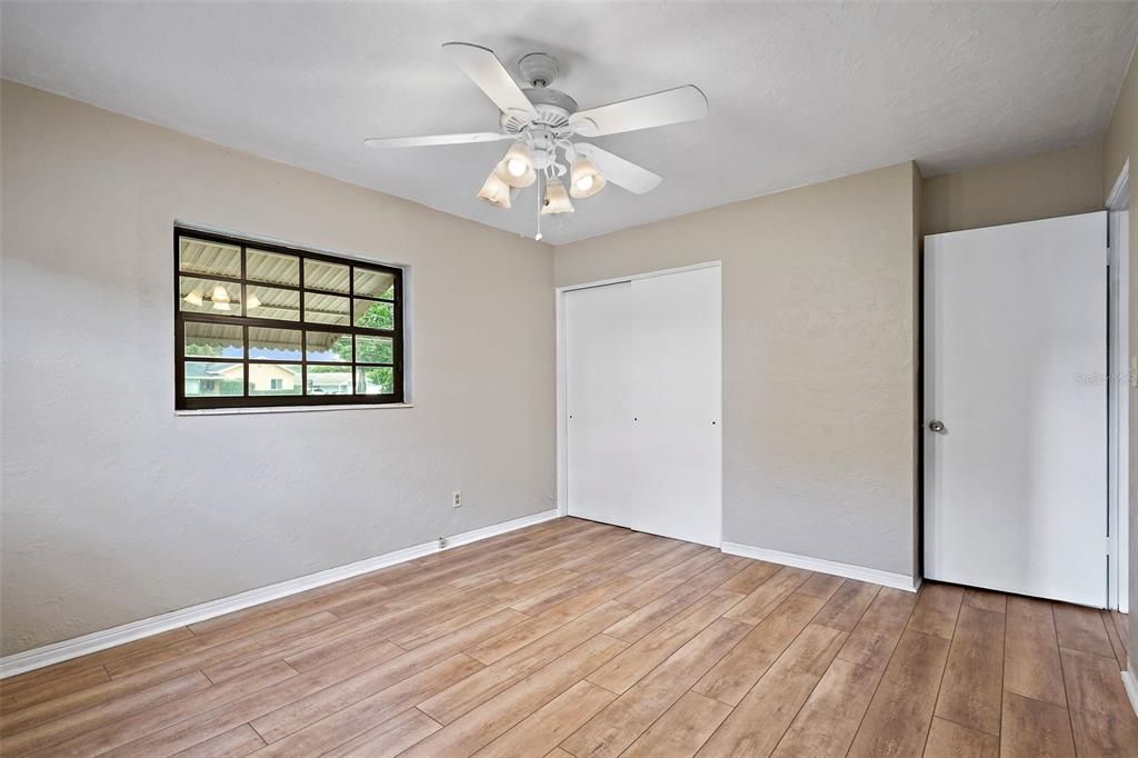 Recently Sold: $399,000 (3 beds, 2 baths, 1300 Square Feet)