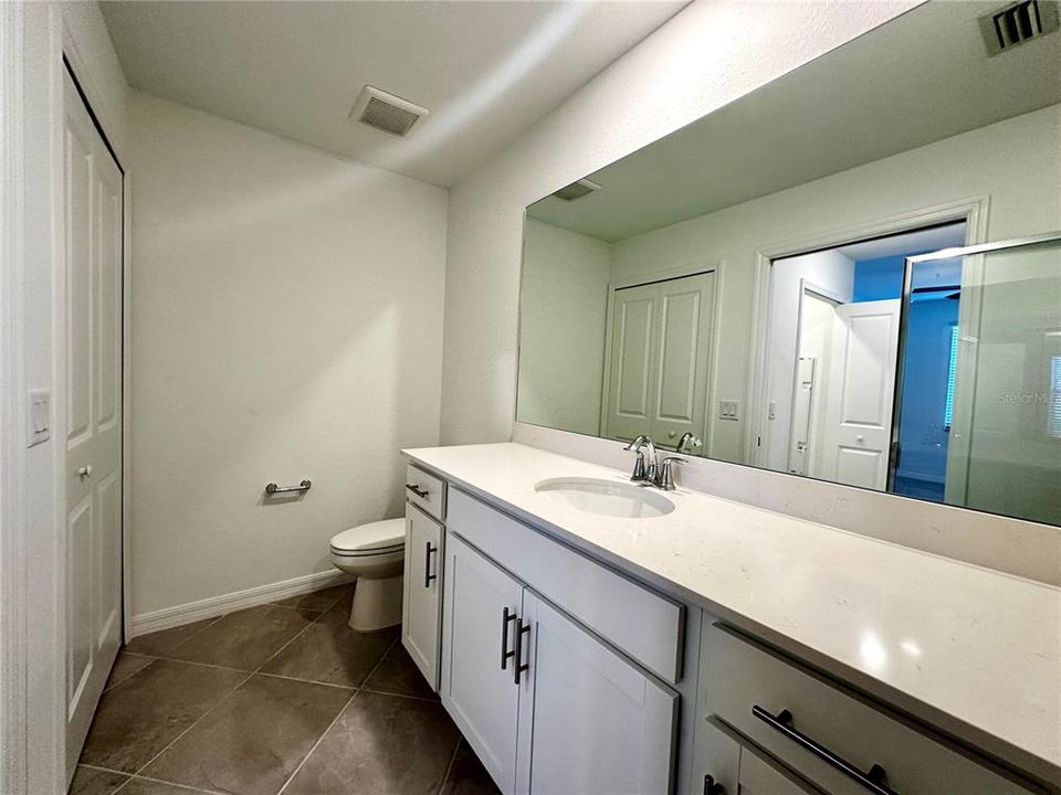 For Rent: $2,095 (2 beds, 2 baths, 1120 Square Feet)
