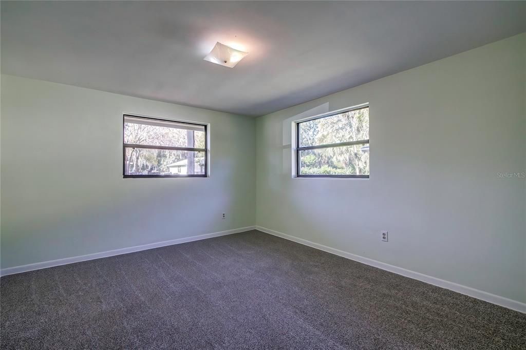 For Sale: $225,000 (3 beds, 2 baths, 1178 Square Feet)