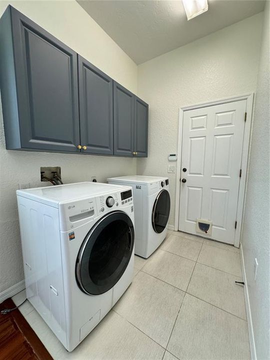 For Rent: $5,000 (3 beds, 3 baths, 2765 Square Feet)