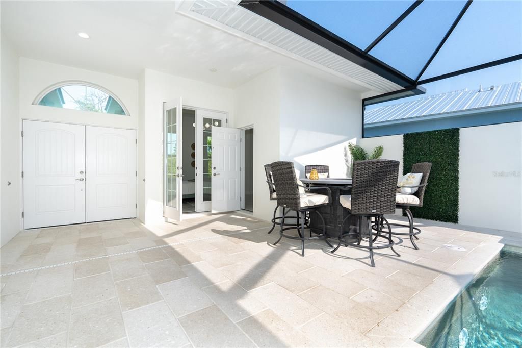 Active With Contract: $825,000 (3 beds, 3 baths, 1963 Square Feet)