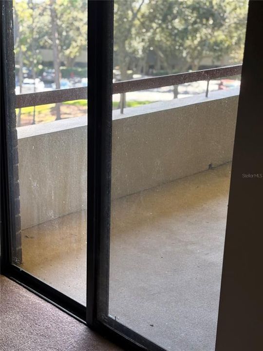 For Sale: $230,000 (1 beds, 1 baths, 825 Square Feet)