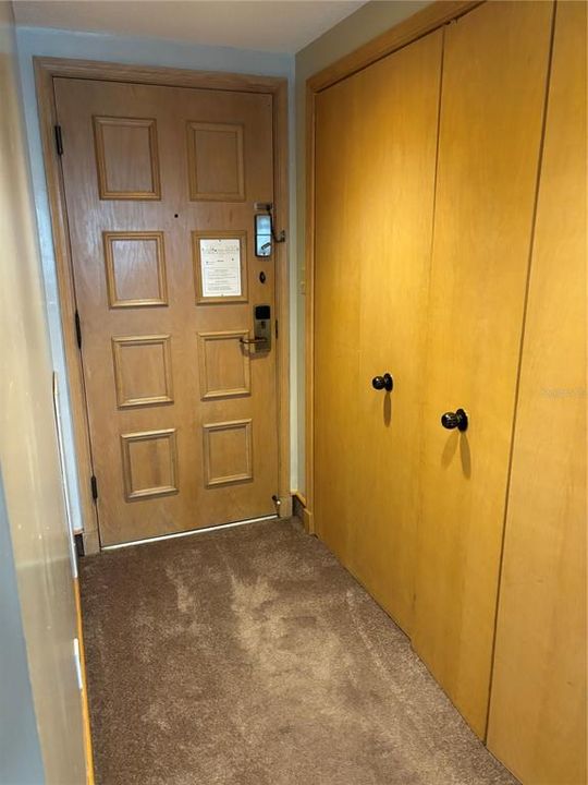 For Sale: $230,000 (1 beds, 1 baths, 825 Square Feet)