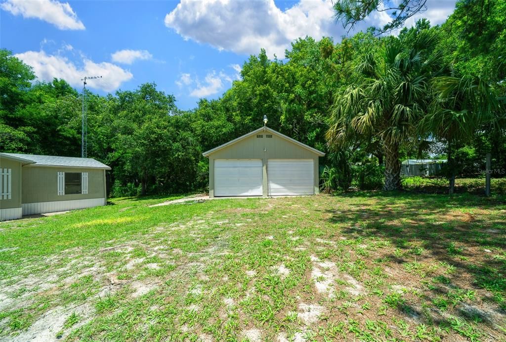 Active With Contract: $210,000 (3 beds, 2 baths, 1264 Square Feet)