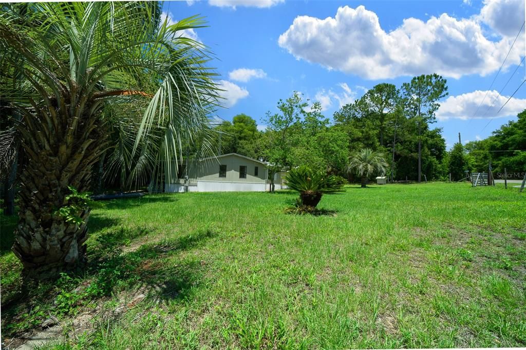 Active With Contract: $210,000 (3 beds, 2 baths, 1264 Square Feet)