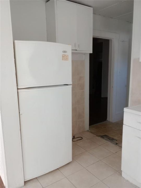 Recently Rented: $900 (1 beds, 1 baths, 695 Square Feet)