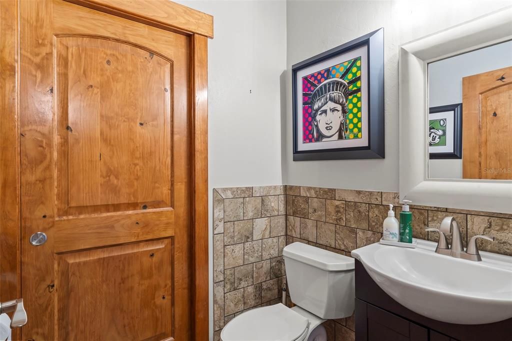 Active With Contract: $475,000 (2 beds, 1 baths, 1240 Square Feet)