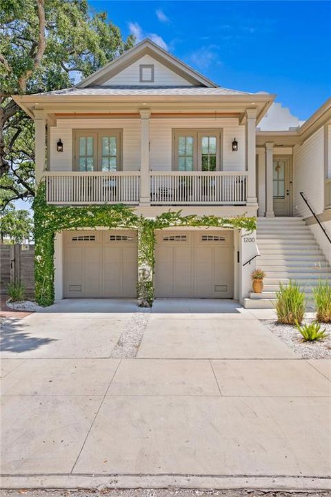 For Sale: $995,000 (4 beds, 3 baths, 2103 Square Feet)