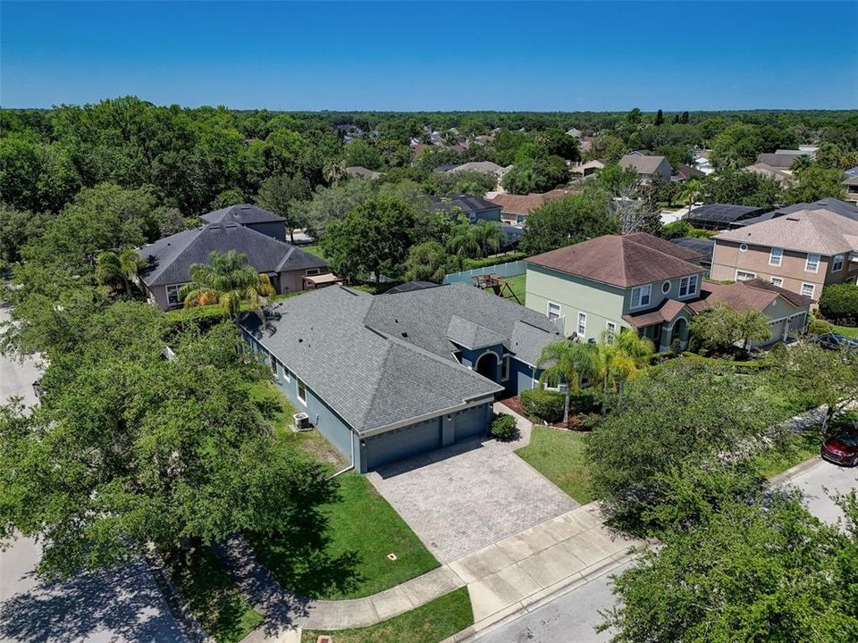 Recently Sold: $675,000 (4 beds, 3 baths, 2730 Square Feet)