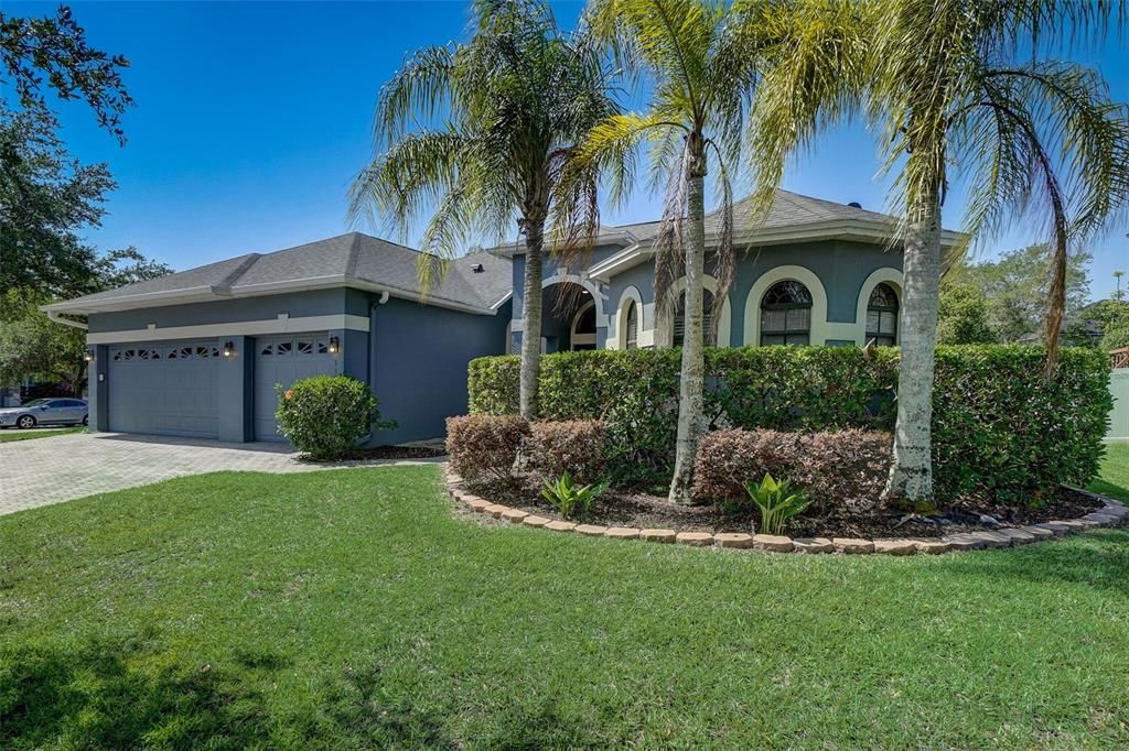 Recently Sold: $675,000 (4 beds, 3 baths, 2730 Square Feet)