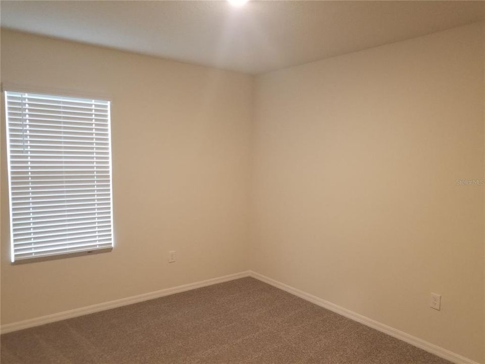 For Rent: $2,545 (4 beds, 2 baths, 2326 Square Feet)