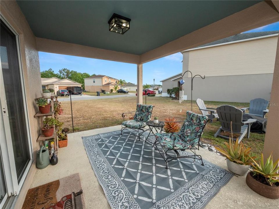 Active With Contract: $299,000 (3 beds, 2 baths, 1444 Square Feet)