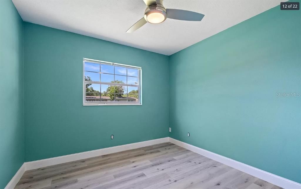 For Sale: $420,000 (3 beds, 2 baths, 1251 Square Feet)