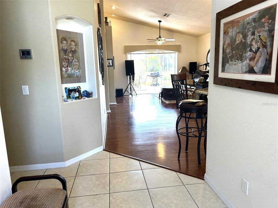 For Sale: $329,900 (2 beds, 2 baths, 1742 Square Feet)