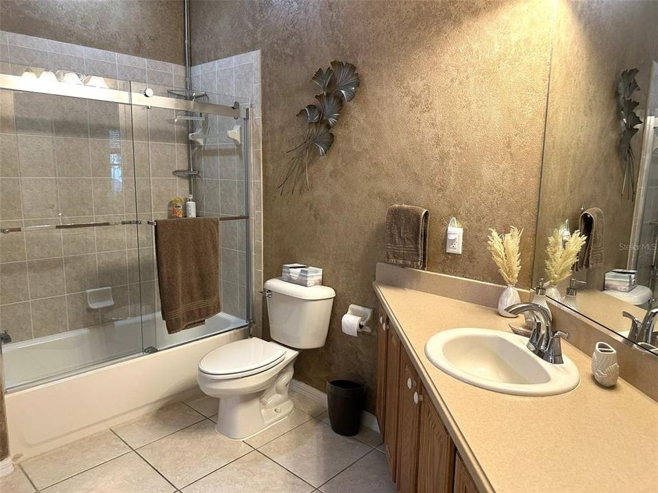 For Sale: $329,900 (2 beds, 2 baths, 1742 Square Feet)