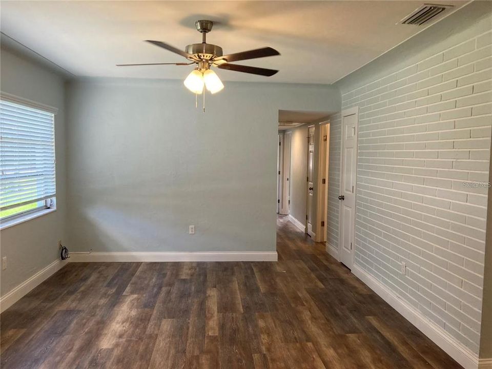 For Rent: $2,600 (4 beds, 2 baths, 1718 Square Feet)