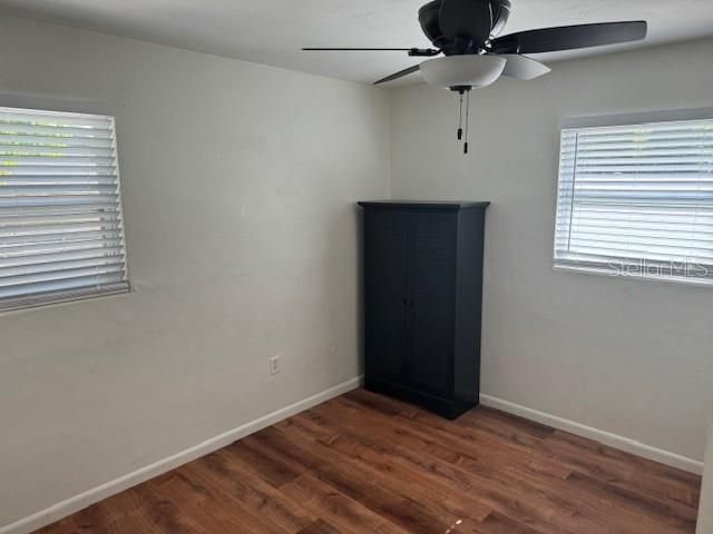 Active With Contract: $2,800 (3 beds, 2 baths, 1000 Square Feet)