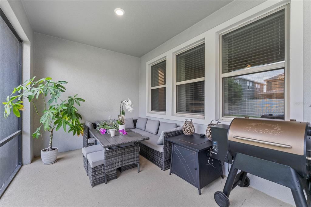 Active With Contract: $615,000 (4 beds, 2 baths, 1916 Square Feet)