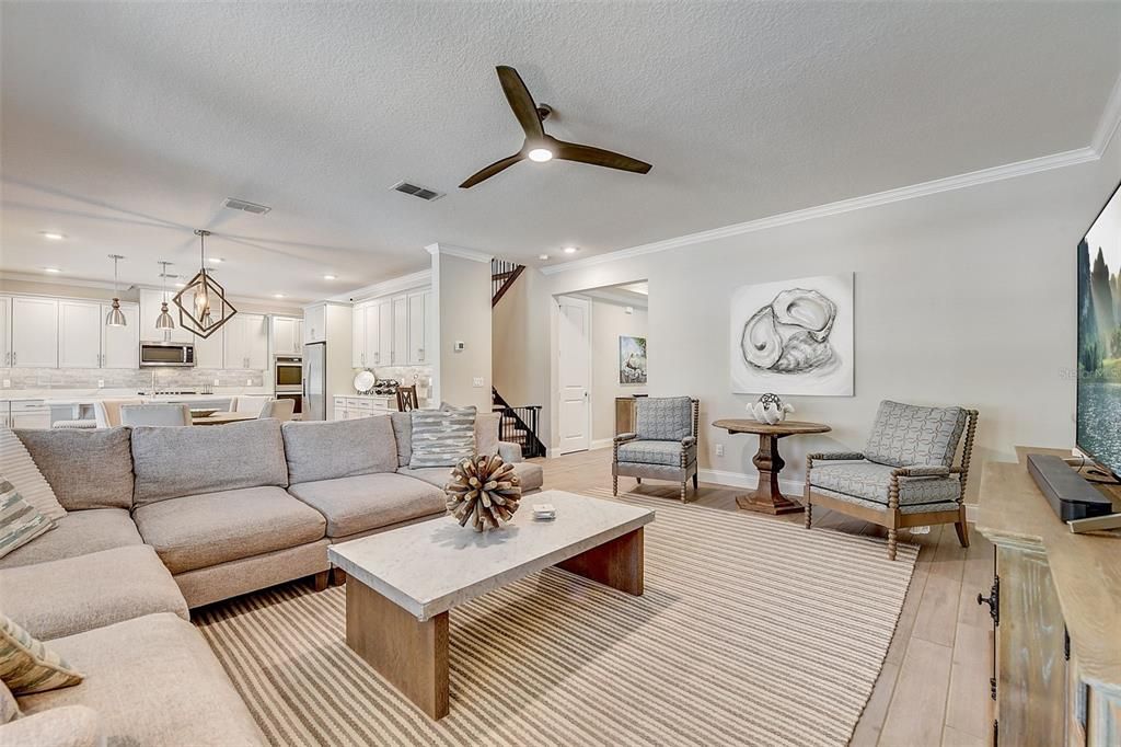 Recently Sold: $945,000 (5 beds, 4 baths, 3267 Square Feet)