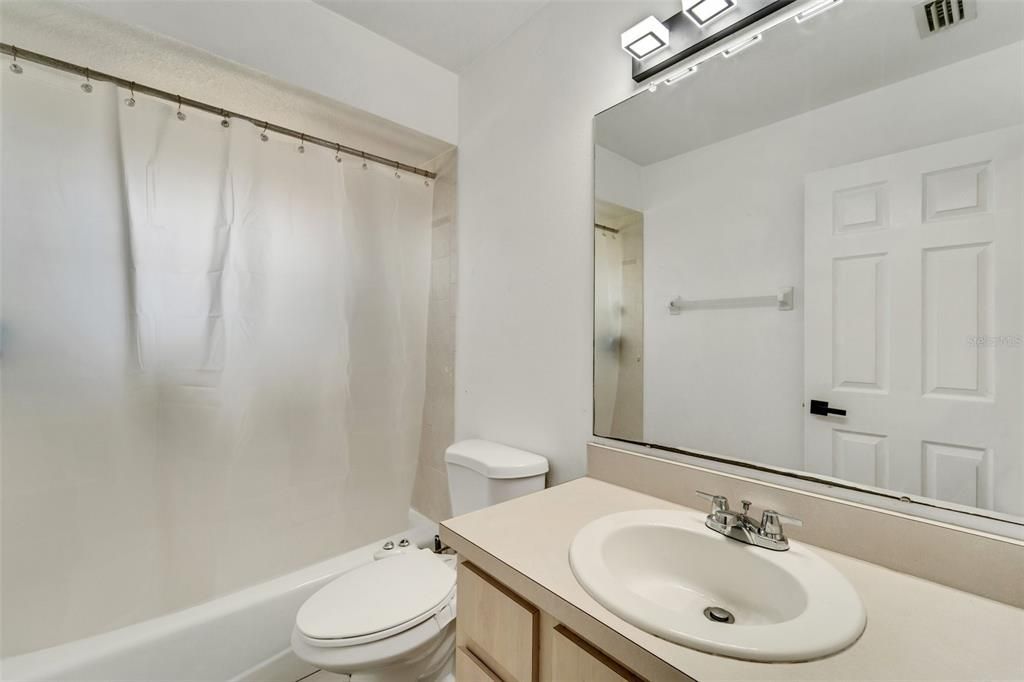 待售: $378,000 (3 贝兹, 2 浴室, 1574 平方英尺)
