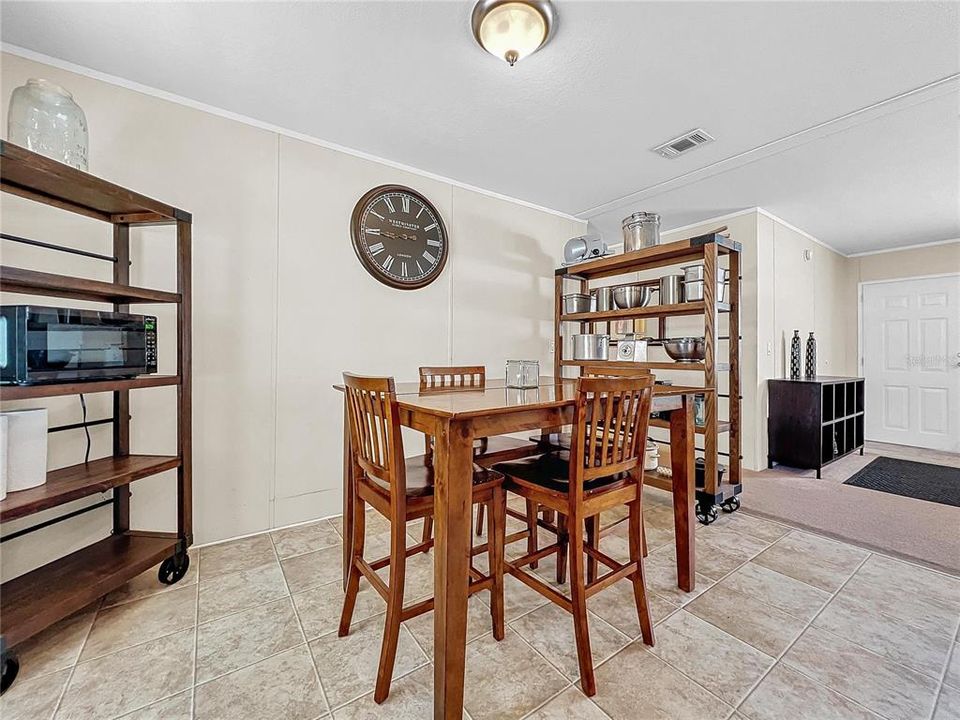 For Sale: $385,000 (4 beds, 2 baths, 1568 Square Feet)