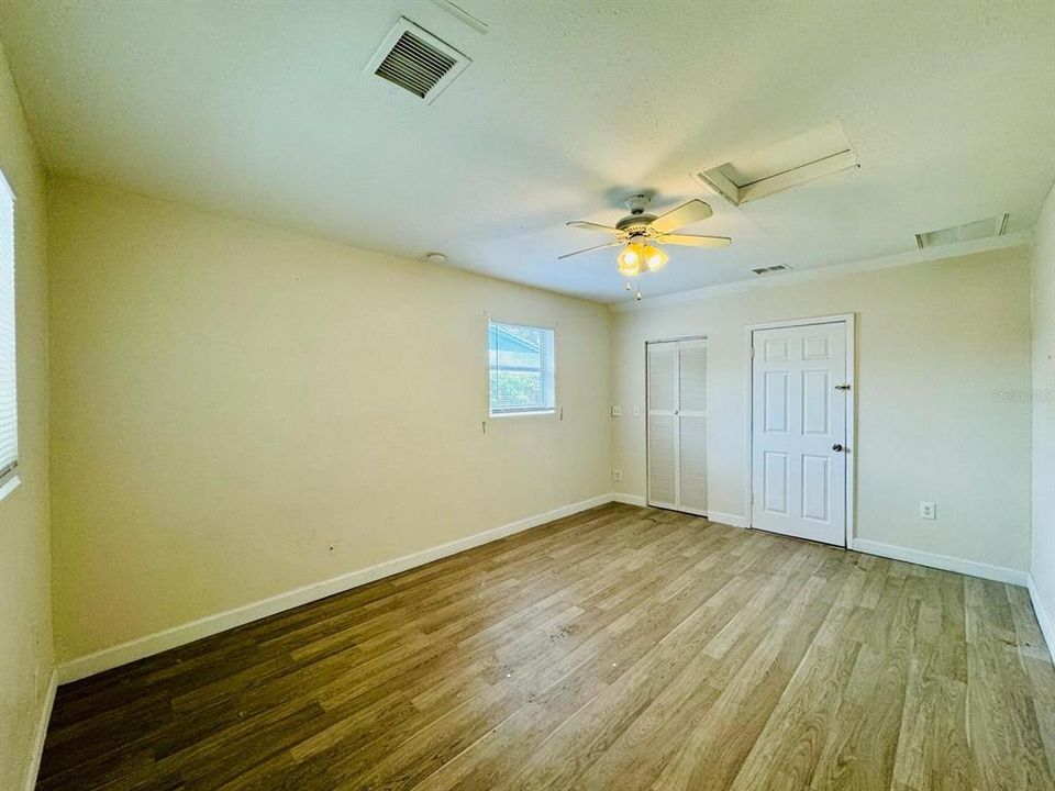 For Rent: $1,825 (3 beds, 1 baths, 1012 Square Feet)