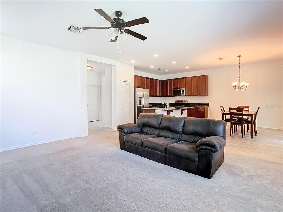 For Sale: $499,900 (3 beds, 2 baths, 2143 Square Feet)