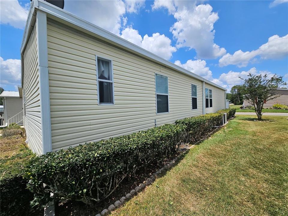 For Sale: $210,000 (3 beds, 2 baths, 1400 Square Feet)