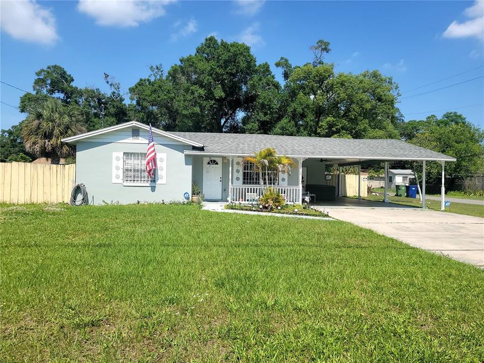 Recently Sold: $315,000 (3 beds, 2 baths, 1398 Square Feet)