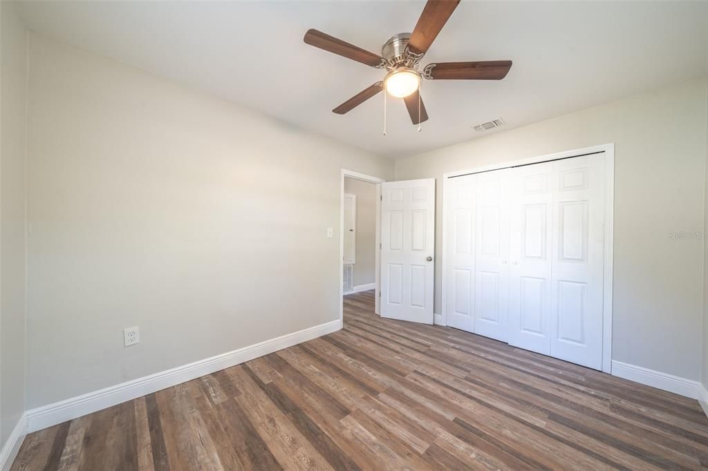 Active With Contract: $225,000 (3 beds, 1 baths, 1196 Square Feet)