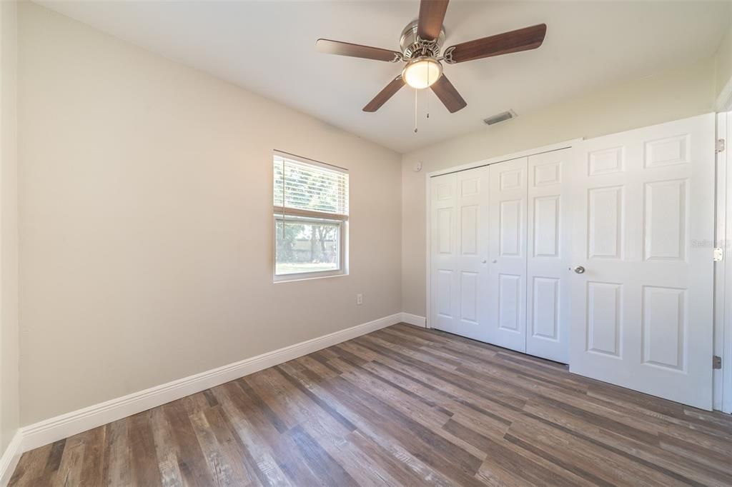 Recently Sold: $225,000 (3 beds, 1 baths, 1196 Square Feet)