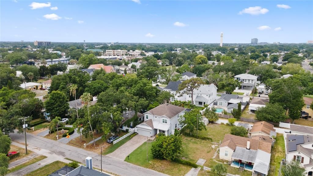 Active With Contract: $1,225,000 (4 beds, 3 baths, 2902 Square Feet)