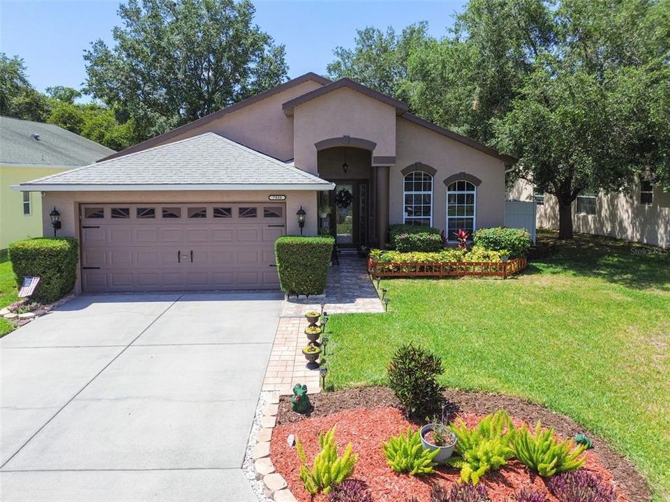 Active With Contract: $349,900 (3 beds, 2 baths, 1661 Square Feet)