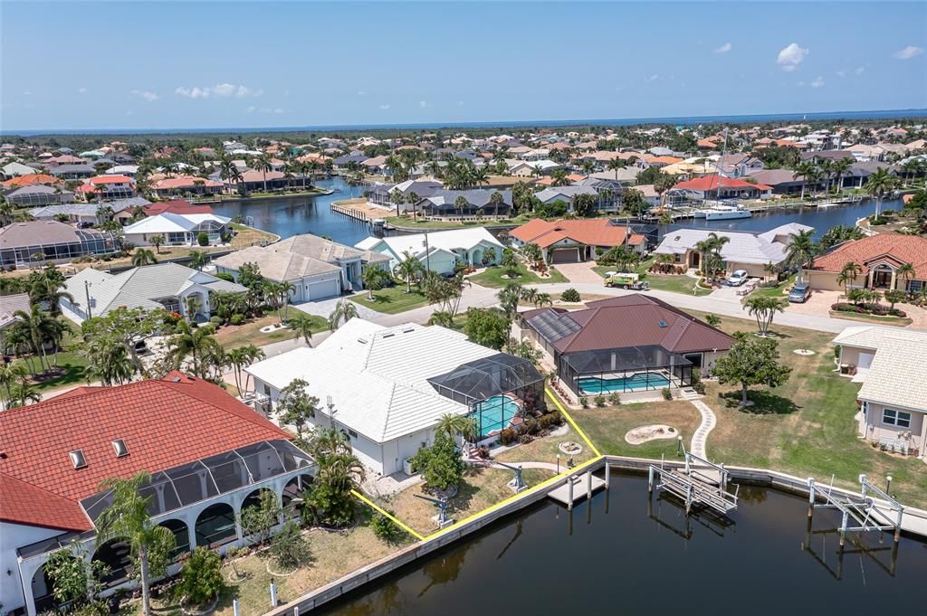 Active With Contract: $755,000 (3 beds, 2 baths, 2420 Square Feet)