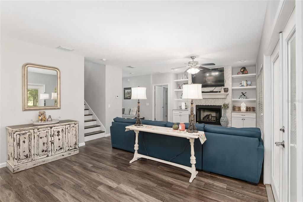 Active With Contract: $470,000 (4 beds, 2 baths, 2116 Square Feet)