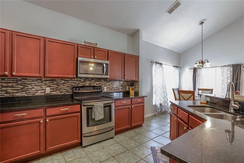 For Sale: $484,900 (4 beds, 2 baths, 2307 Square Feet)