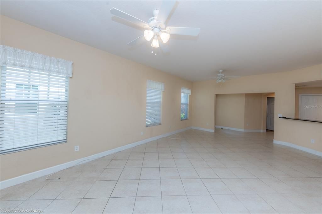 For Rent: $1,850 (2 beds, 2 baths, 1300 Square Feet)